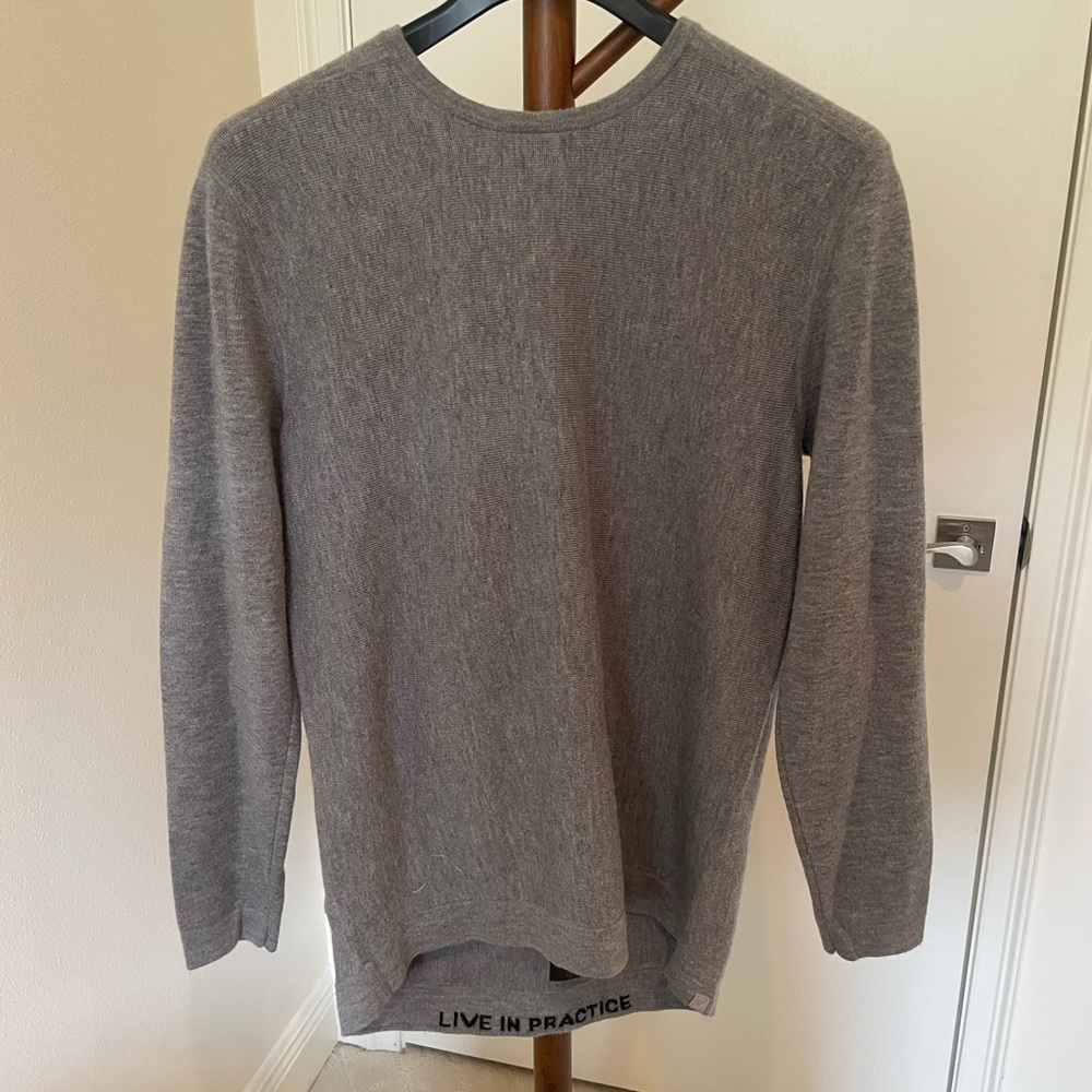 Lululemon cashmere sweater size L